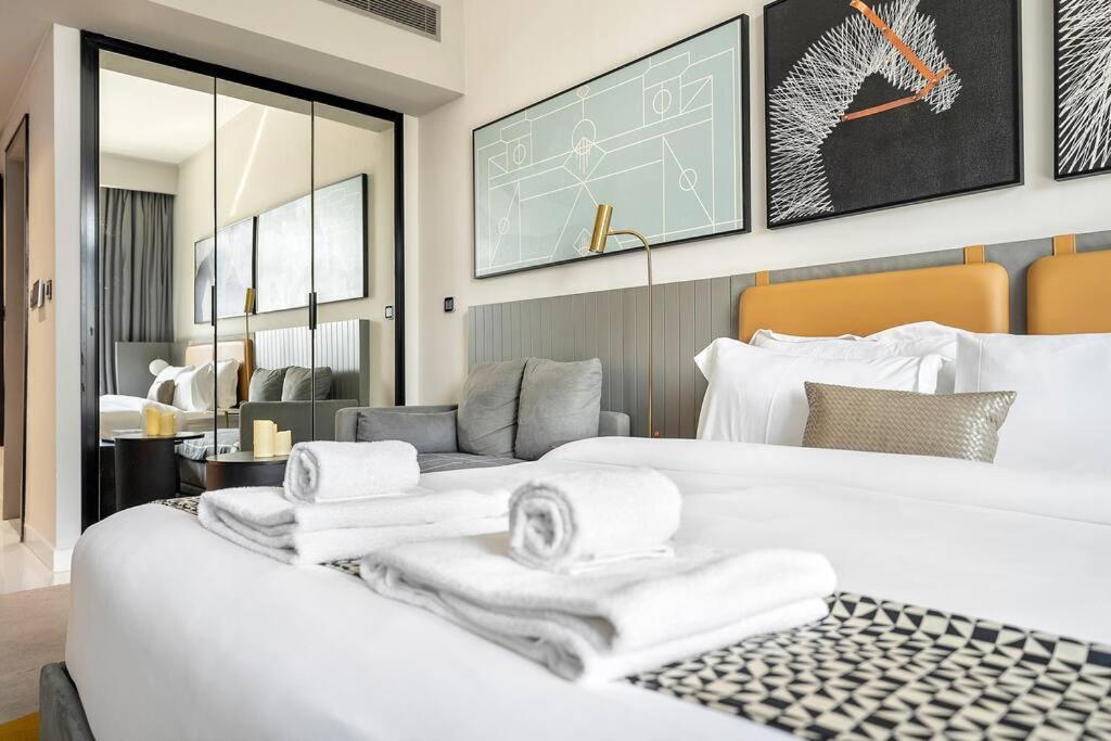 Offer 7 Min To Dxb Mall Downtown Apartment