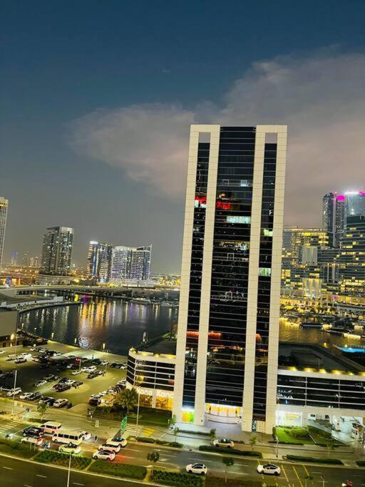 Offer 7 Min To Dxb Mall Downtown Apartment