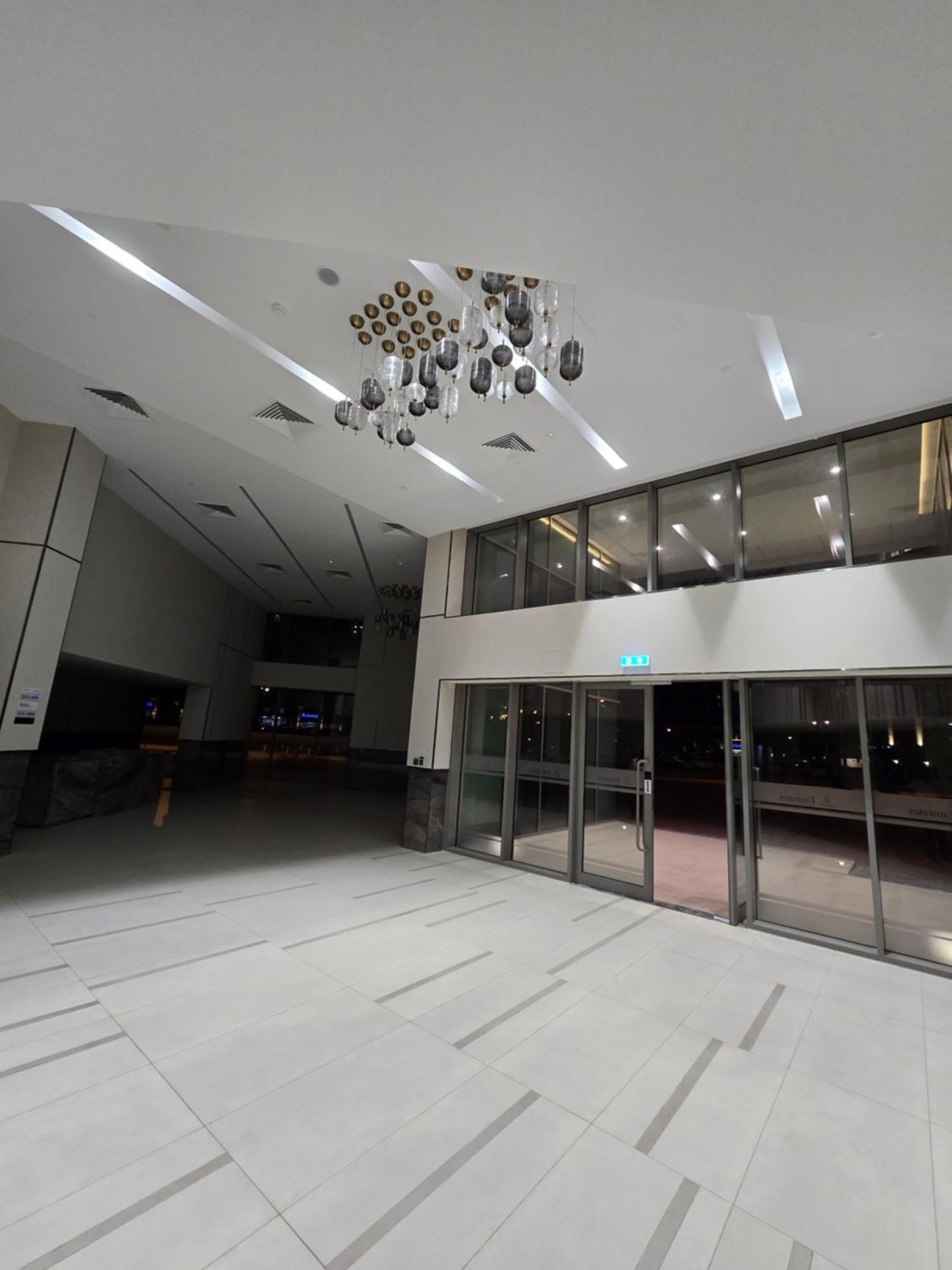 Oshare Modern Living Apartment