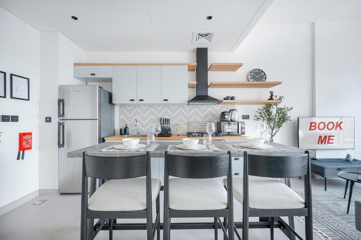 Apartment Soothing In Collective Tower At Hills Dubai