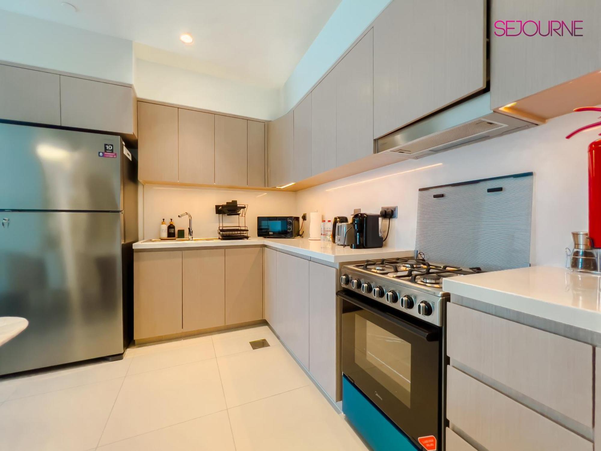 Apartment Brand New Luxurious 2br Act Towers Downtown Dubai