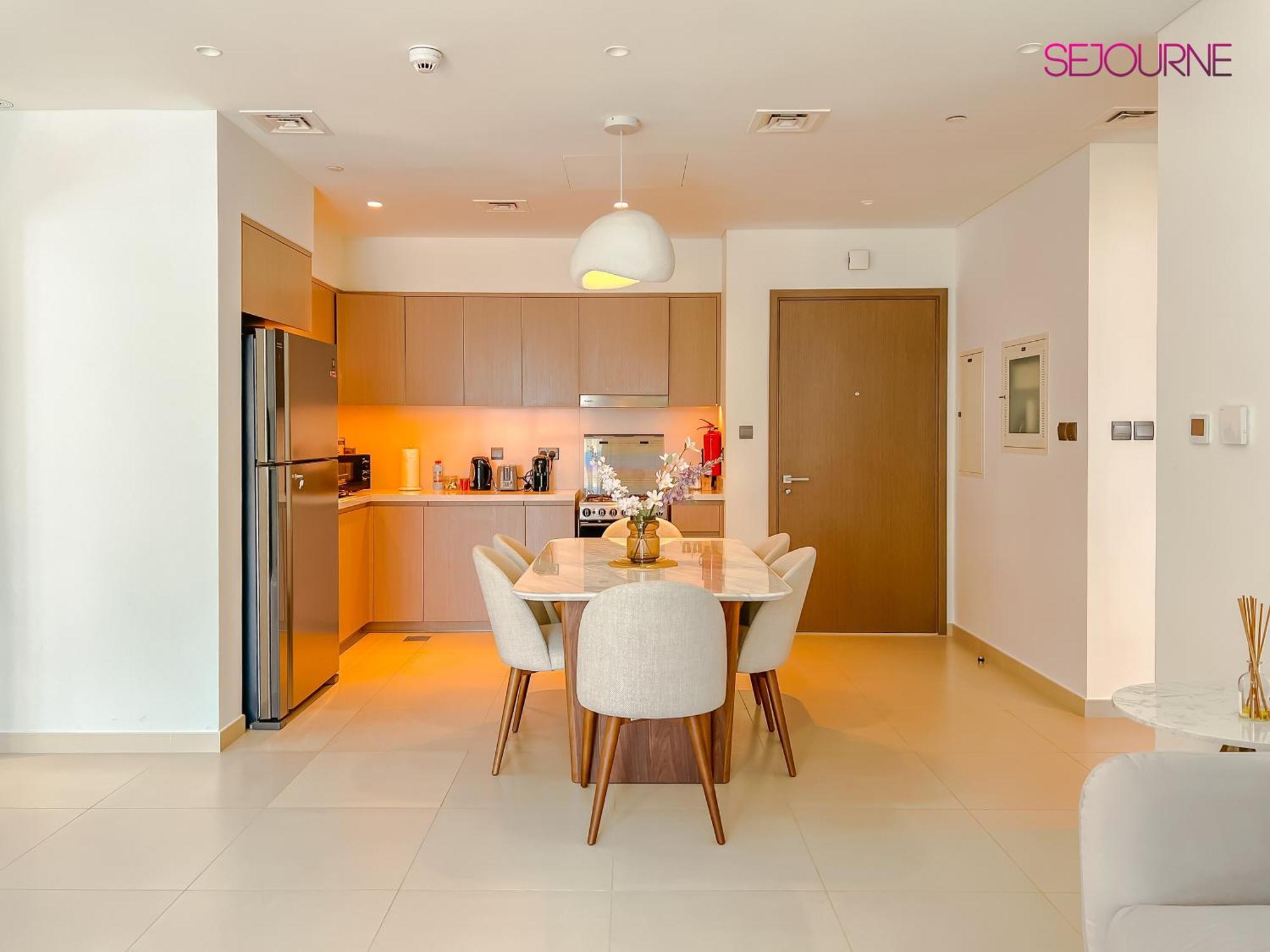 Apartment Brand New Luxurious 2br Act Towers Downtown Dubai