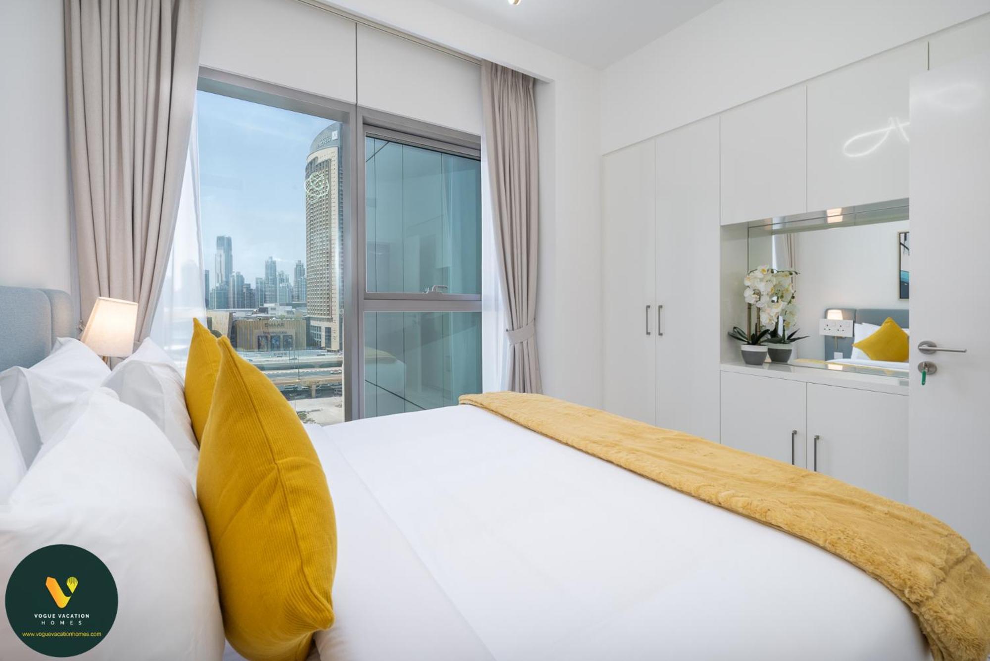 Downtown Views Ii - Vogue Two Bedroom With 2 Balconies And Full Burj Khalifa, Opposite Mall Skybridge