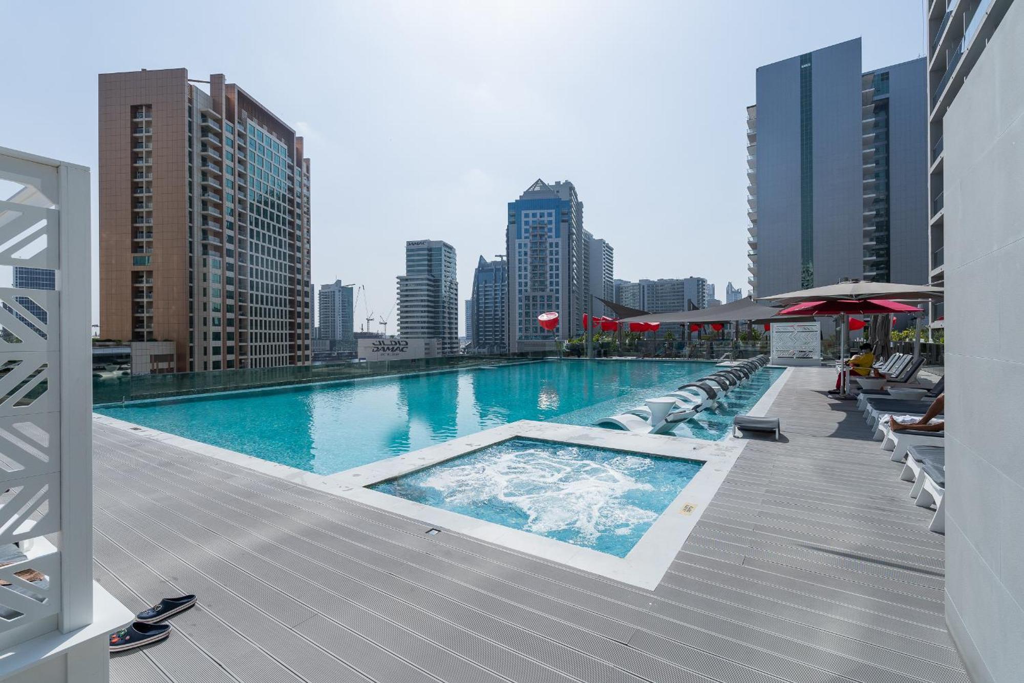 Vogue Mag318 Downtown Skyline View With Steps From Burj Khalifa And Mall Apartment