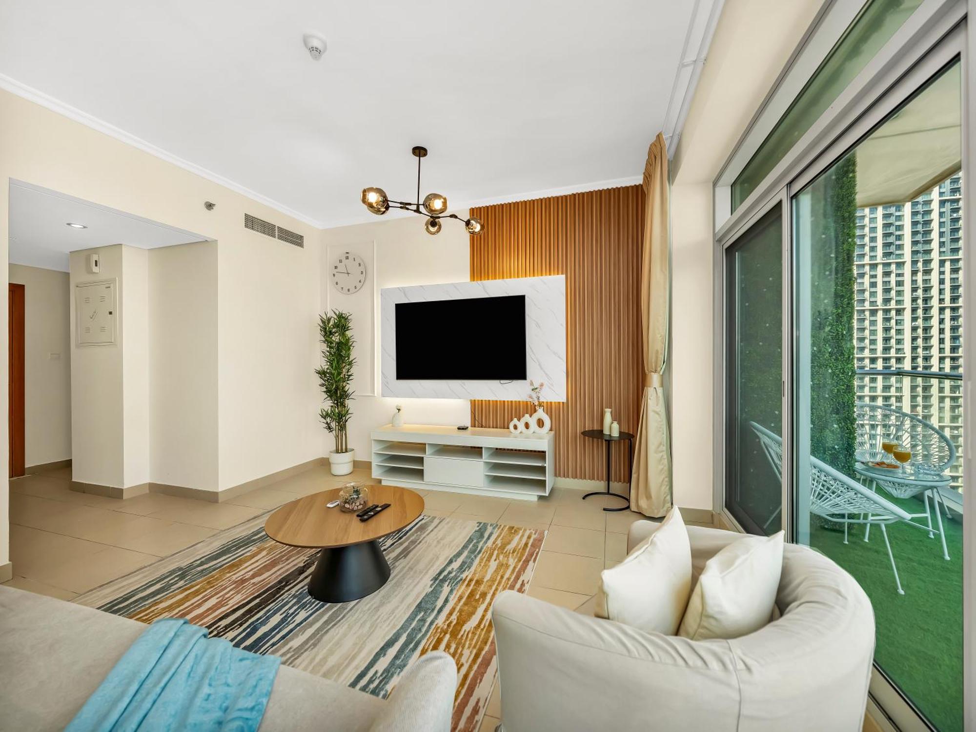 Prime Location - Amazing Burj Khalifa View Apartment *