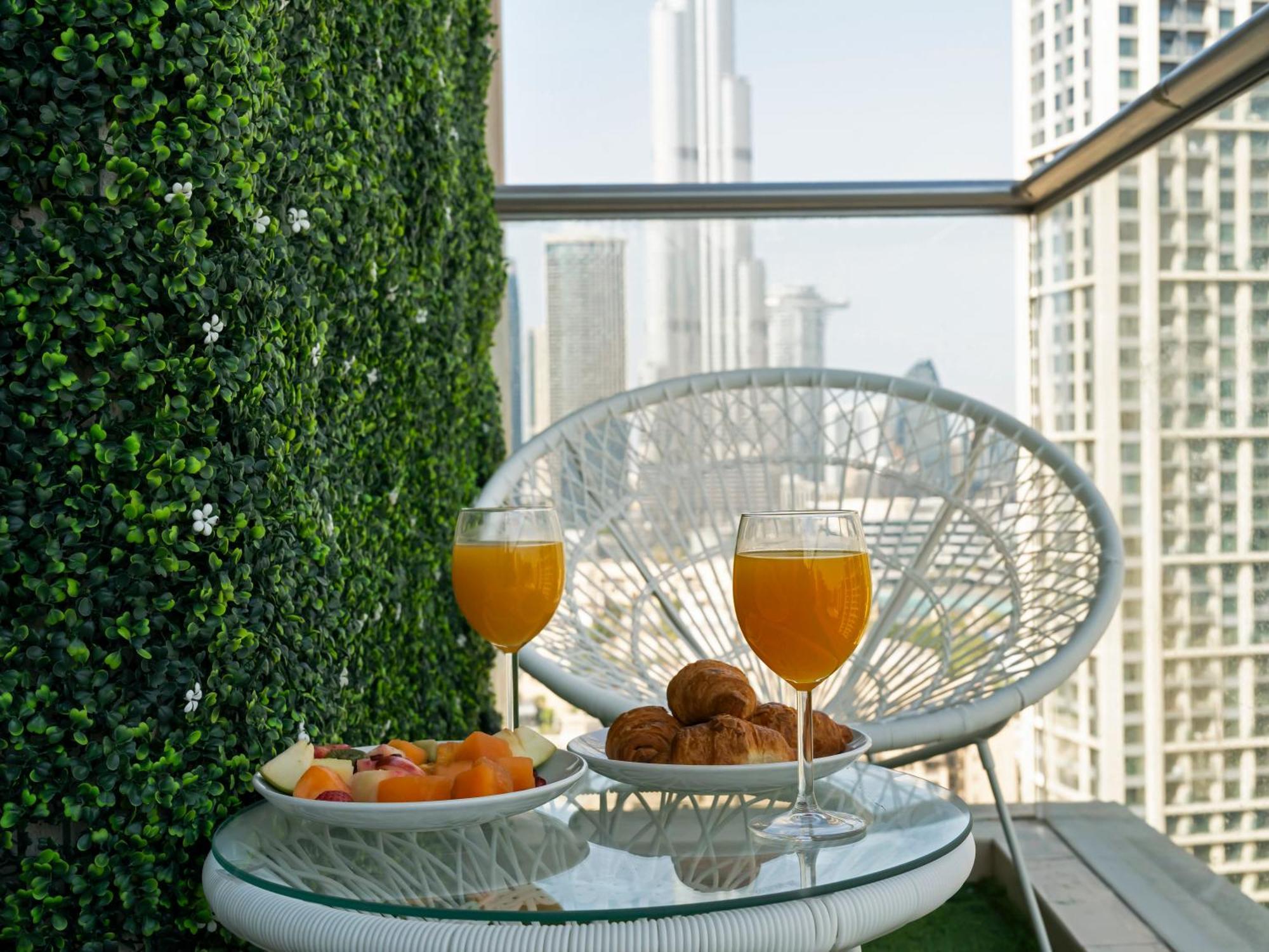 Prime Location - Amazing Burj Khalifa View * Dubai