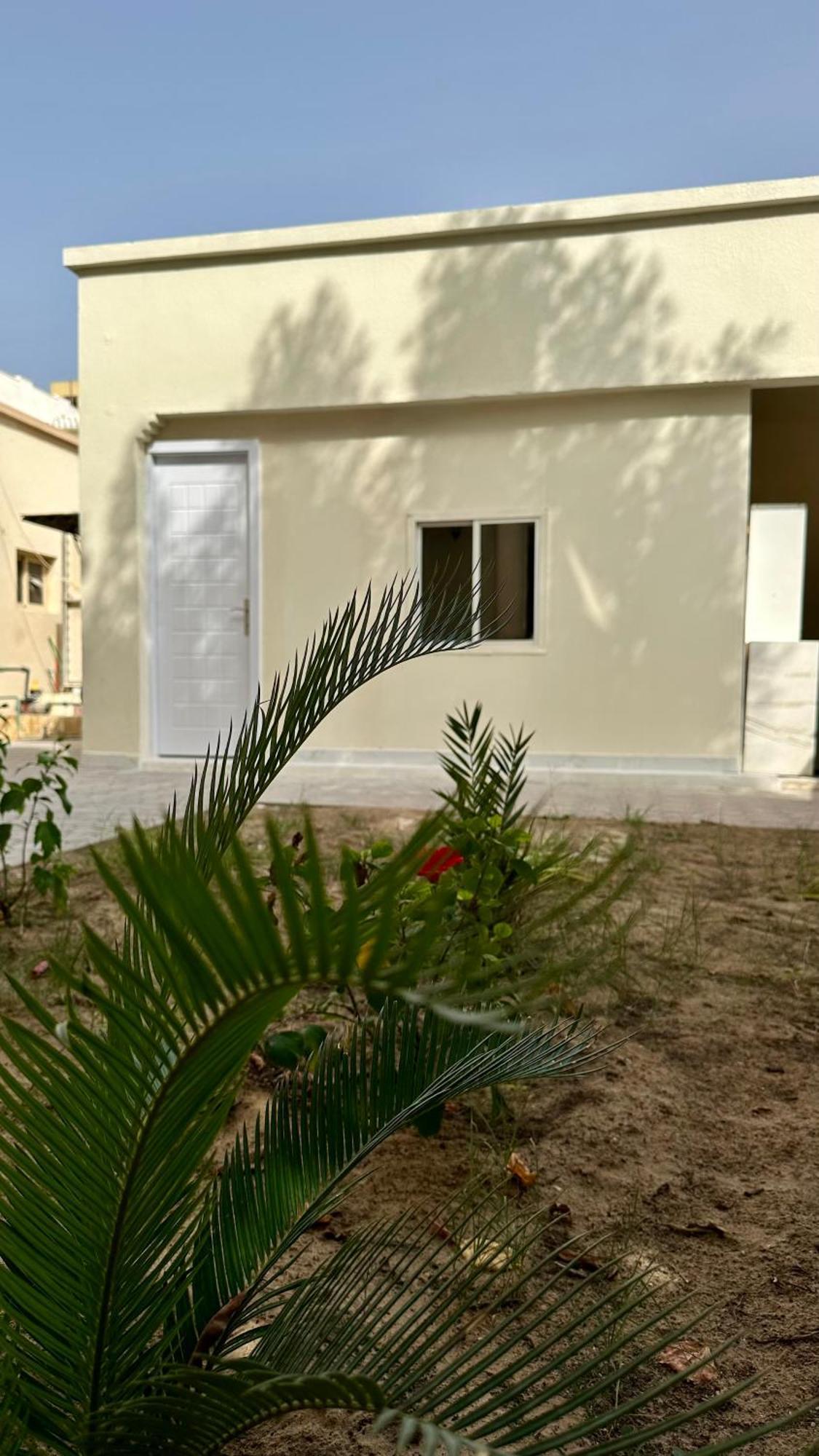 Cozy Private In Jumeirah Near The
