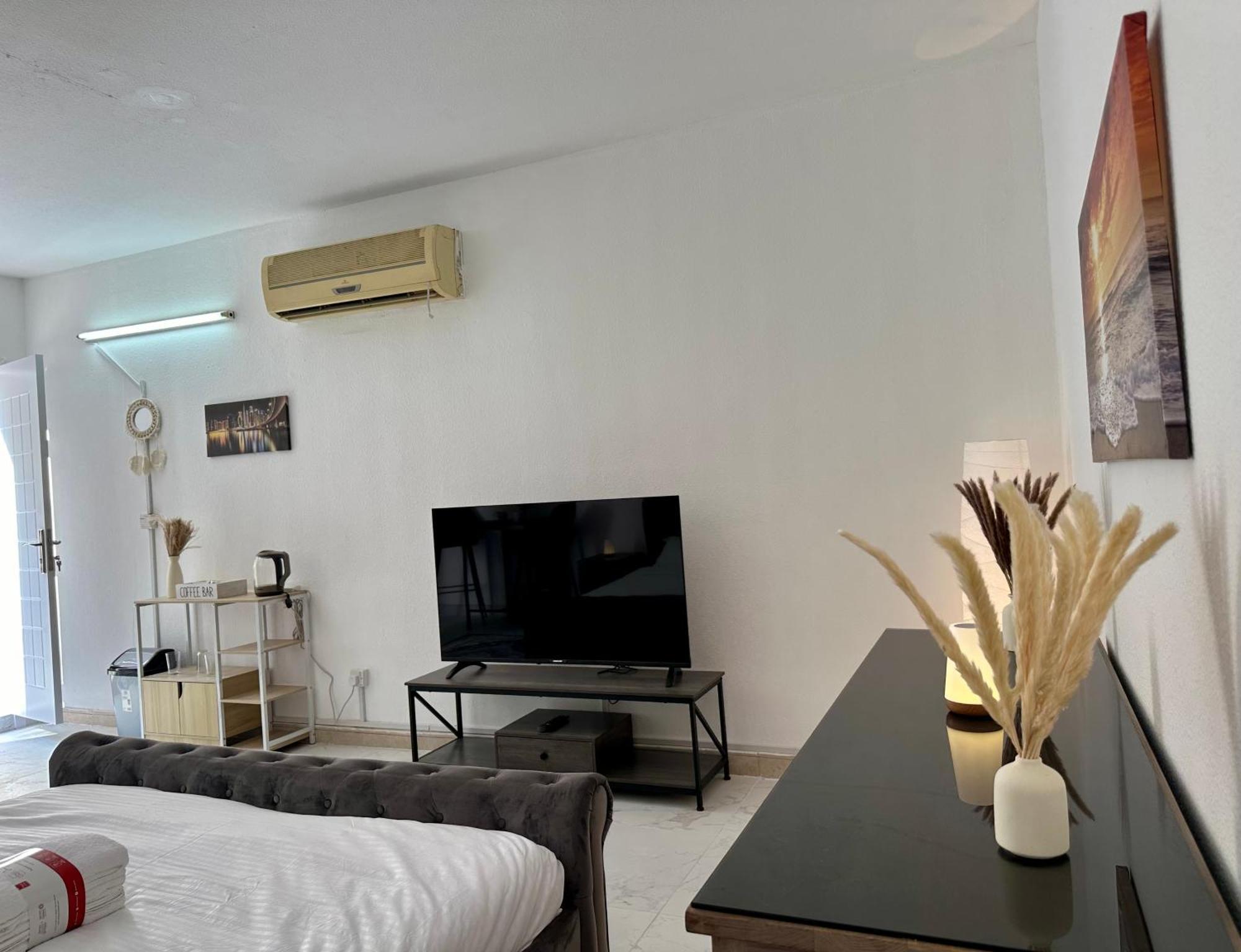 Guest house Cozy Private In Jumeirah Near The *