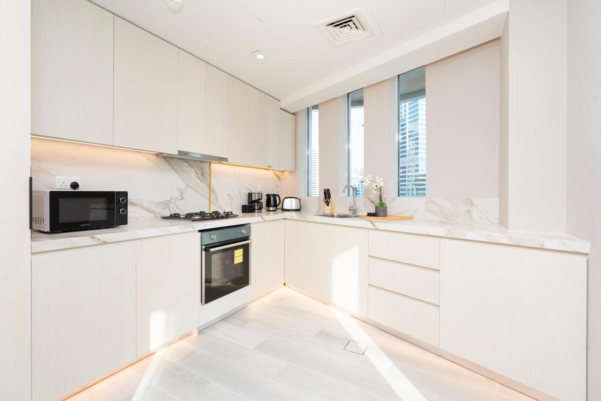 Apartment Condor Marina Star - Brilliant One Bedroom In Marina