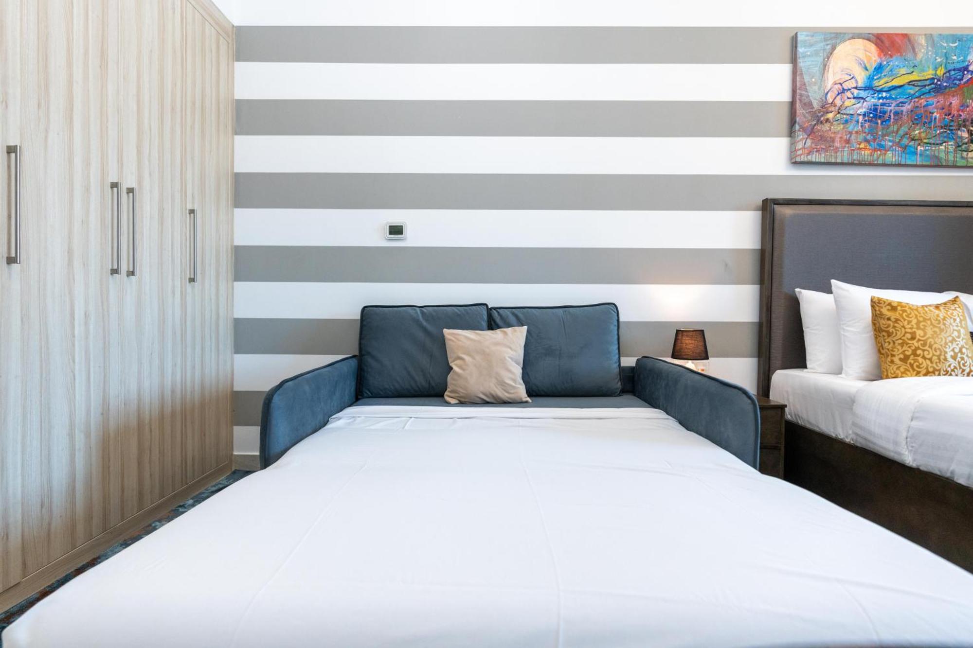 Apartment Vacay Lettings - Elite Business Bay - *