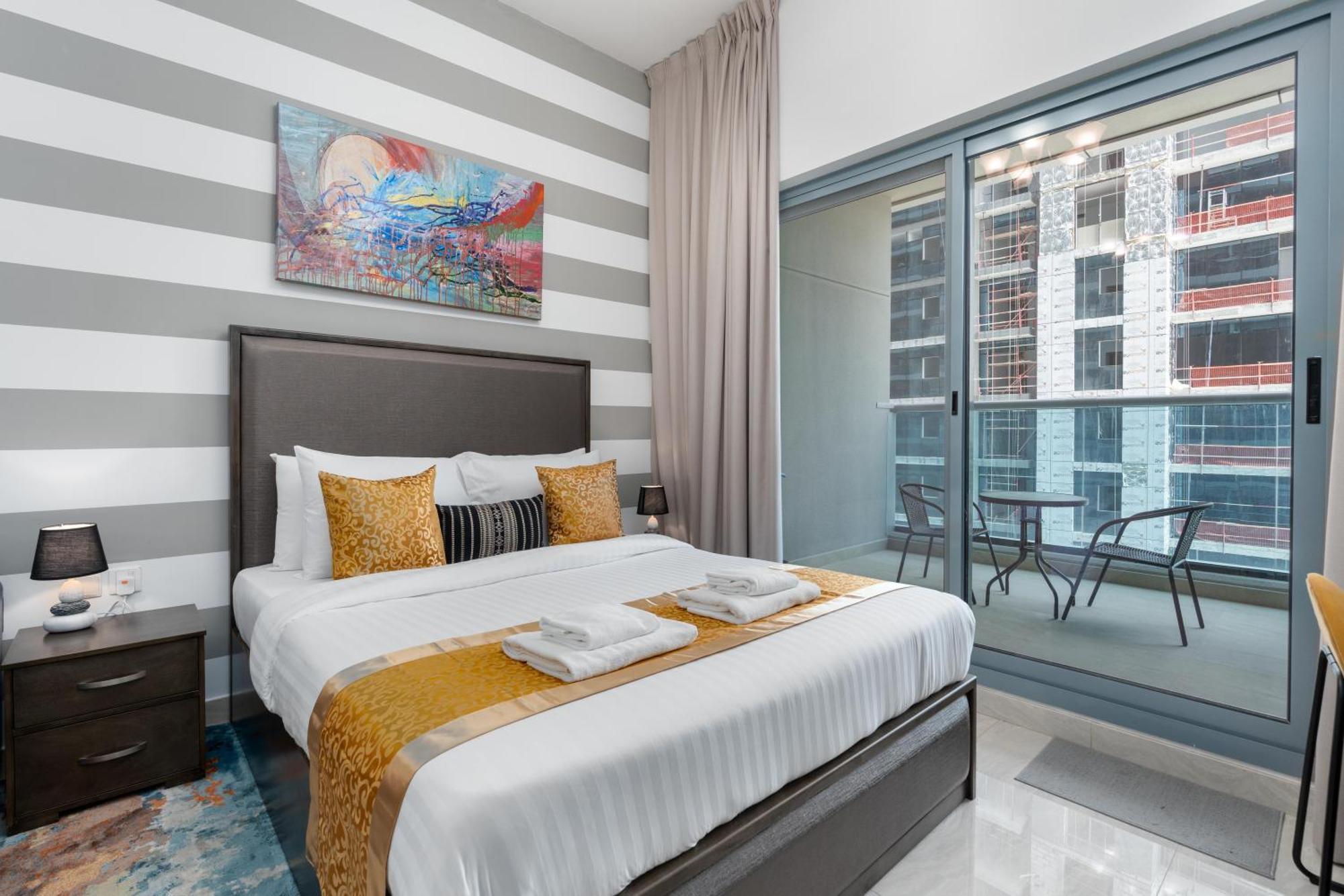 Apartment Vacay Lettings - Elite Business Bay - *