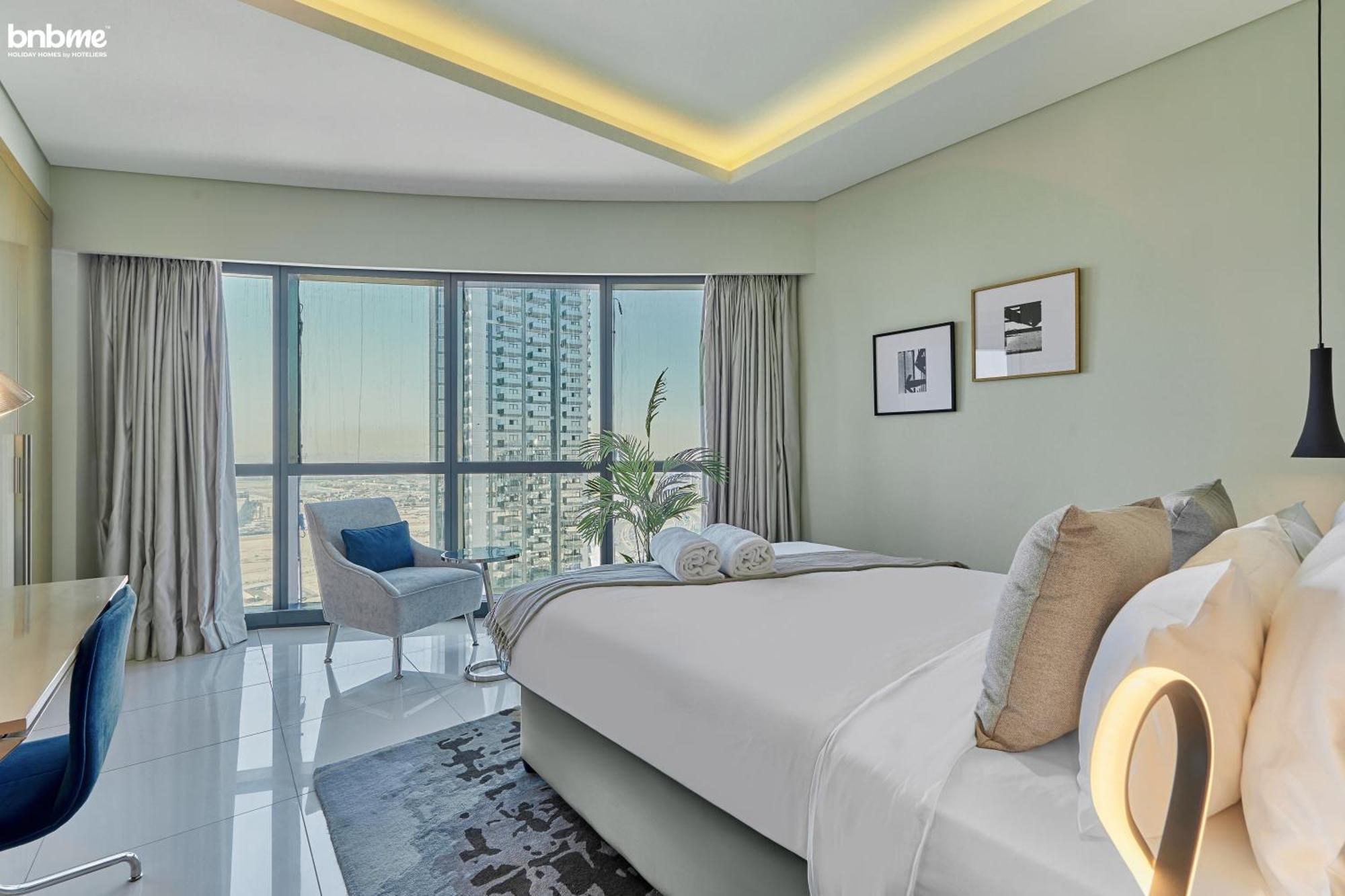 Bnbmehomes - Damac Towers Paramount Apartment Dubai