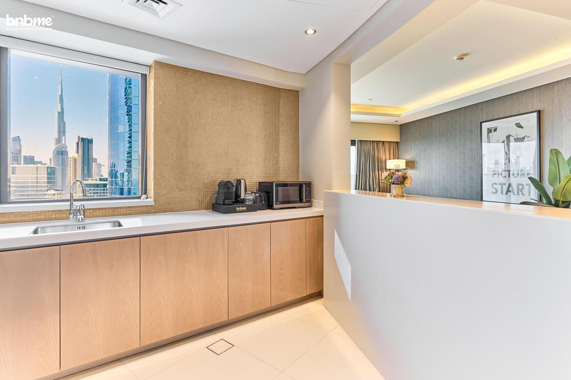 Bnbmehomes - Damac Towers Paramount *
