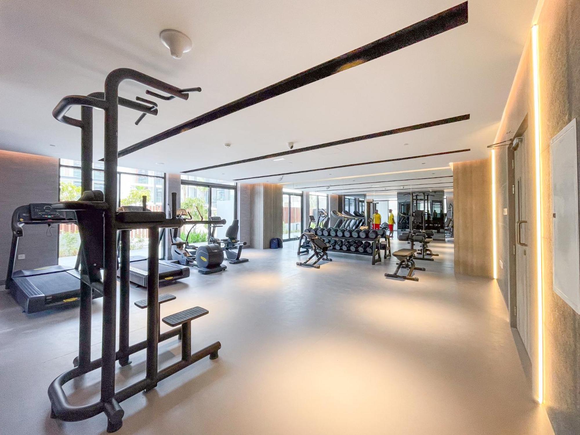 New Listing - Amenities In Jvc *