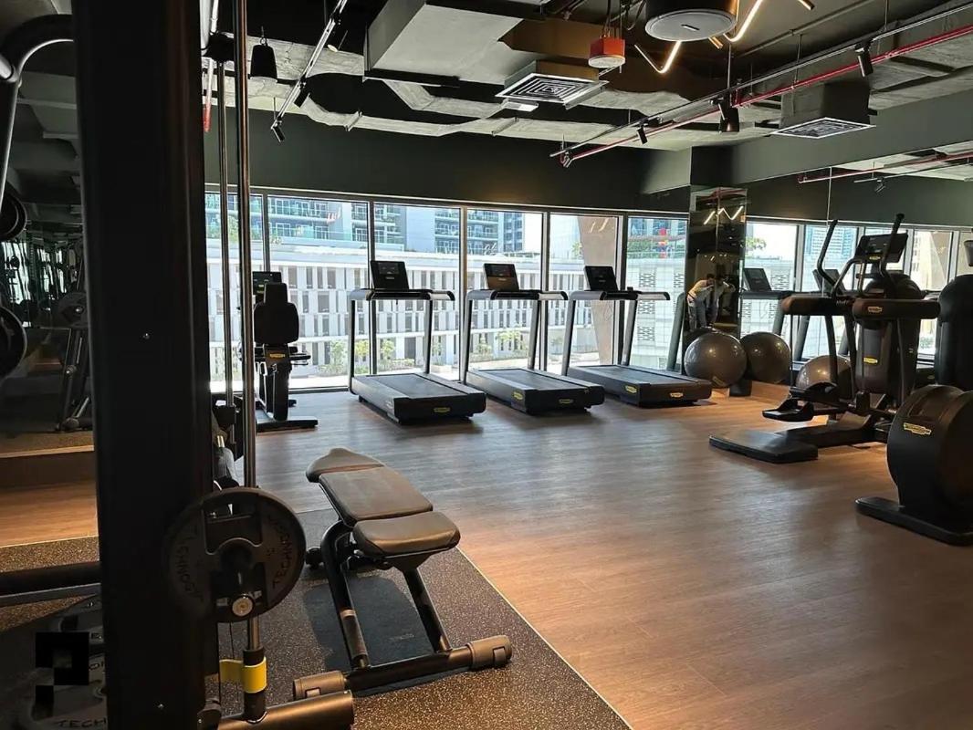 Luxury Living In Sterling West * Dubai