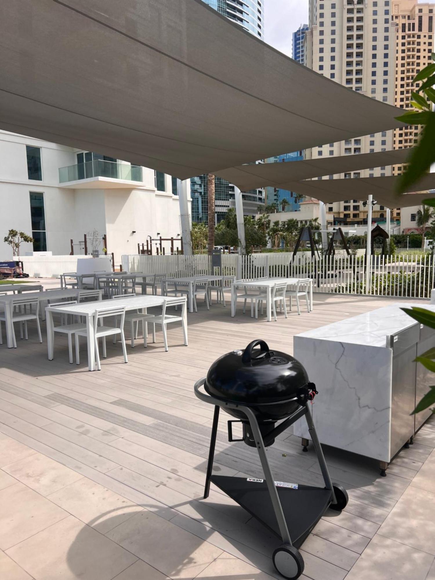 La Vie Jbr Beatiful 1 Bed Seafront Dubai