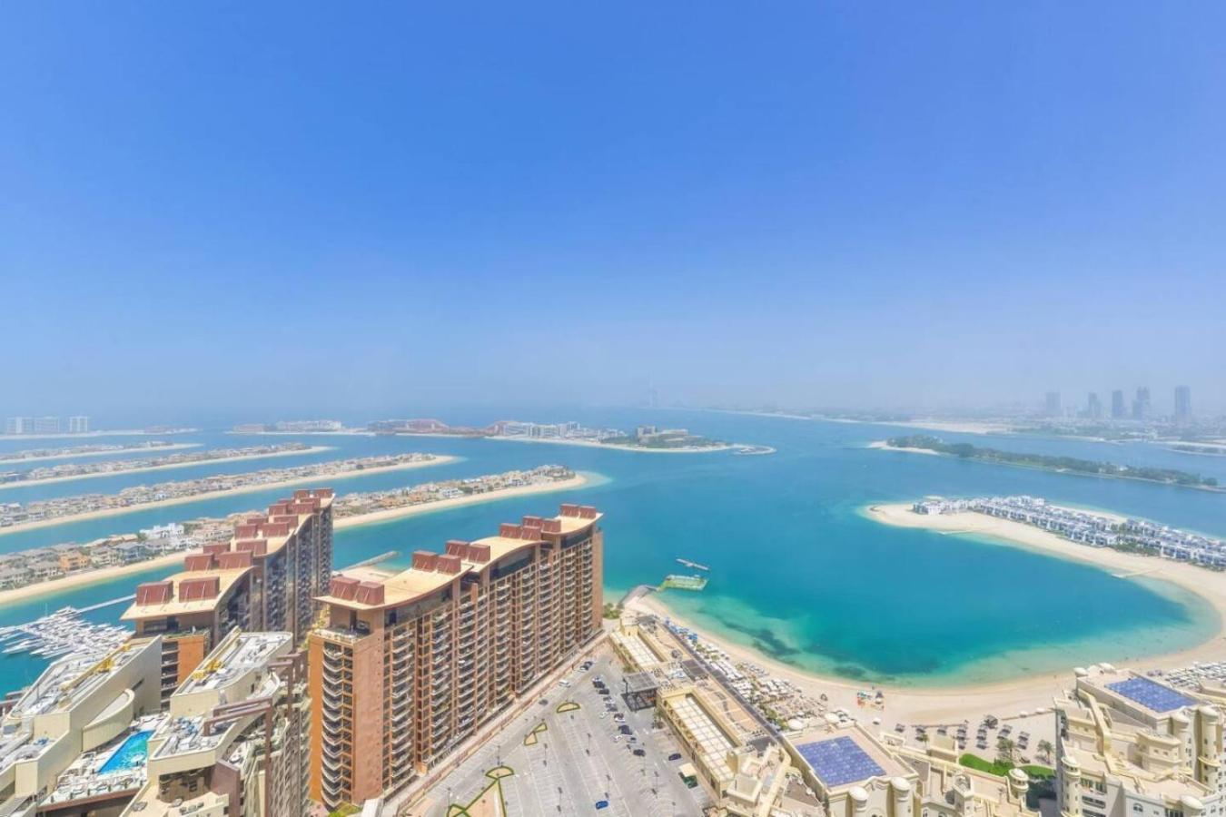 Apartment Iconic Views At The Palm Tower Vista Oases