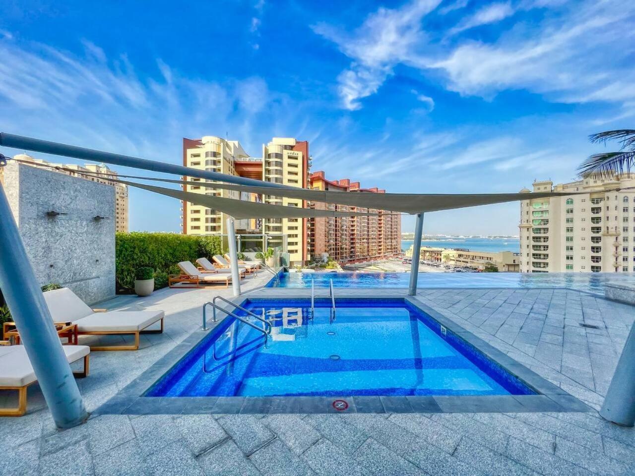 Apartment Iconic Views At The Palm Tower Vista Oases Dubai