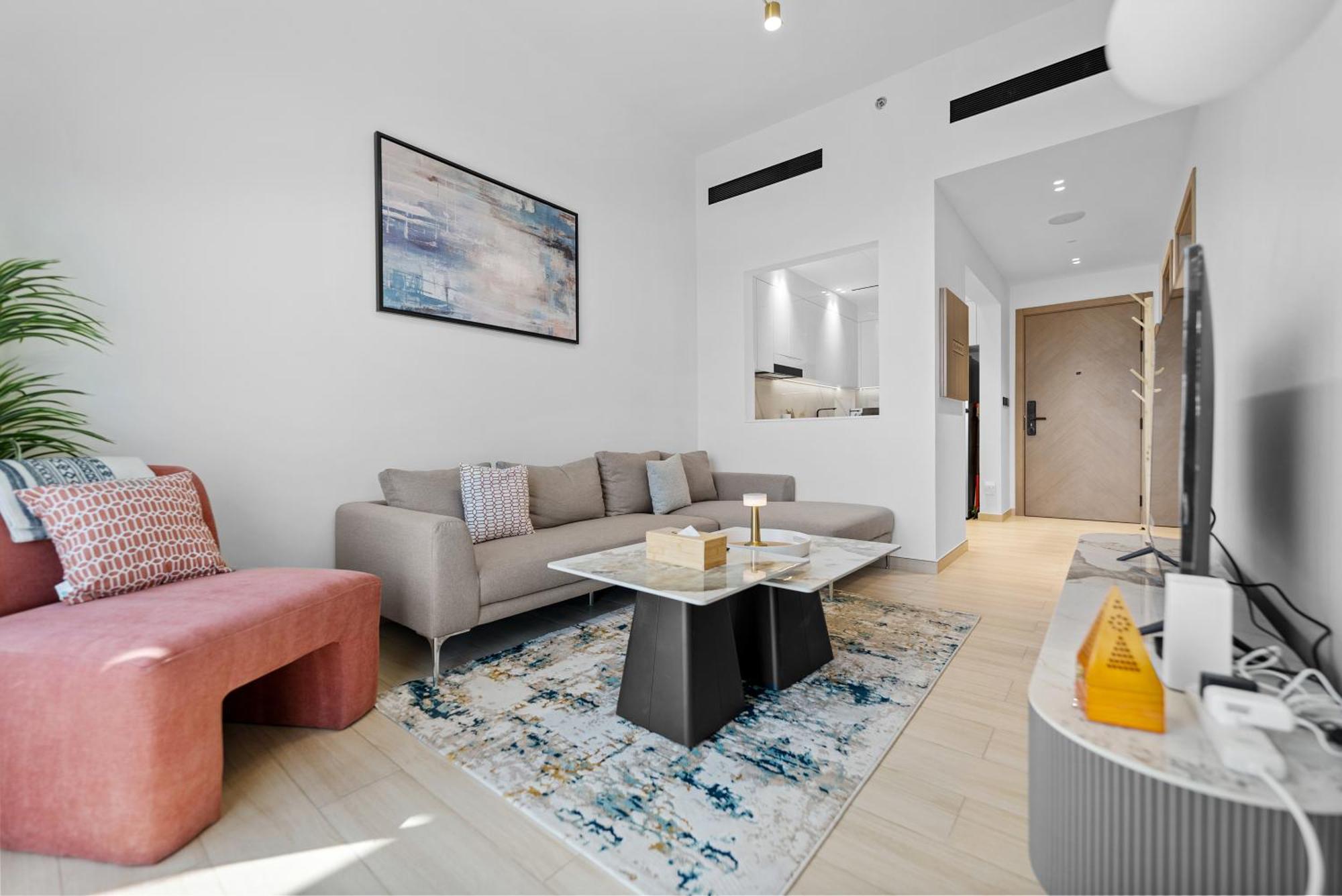 Magnificent - New Modern 1br In Binghatti Heights Apartment Dubai