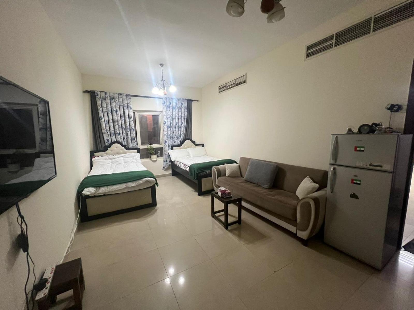 Guest house Shj Dxb Sunny Border *