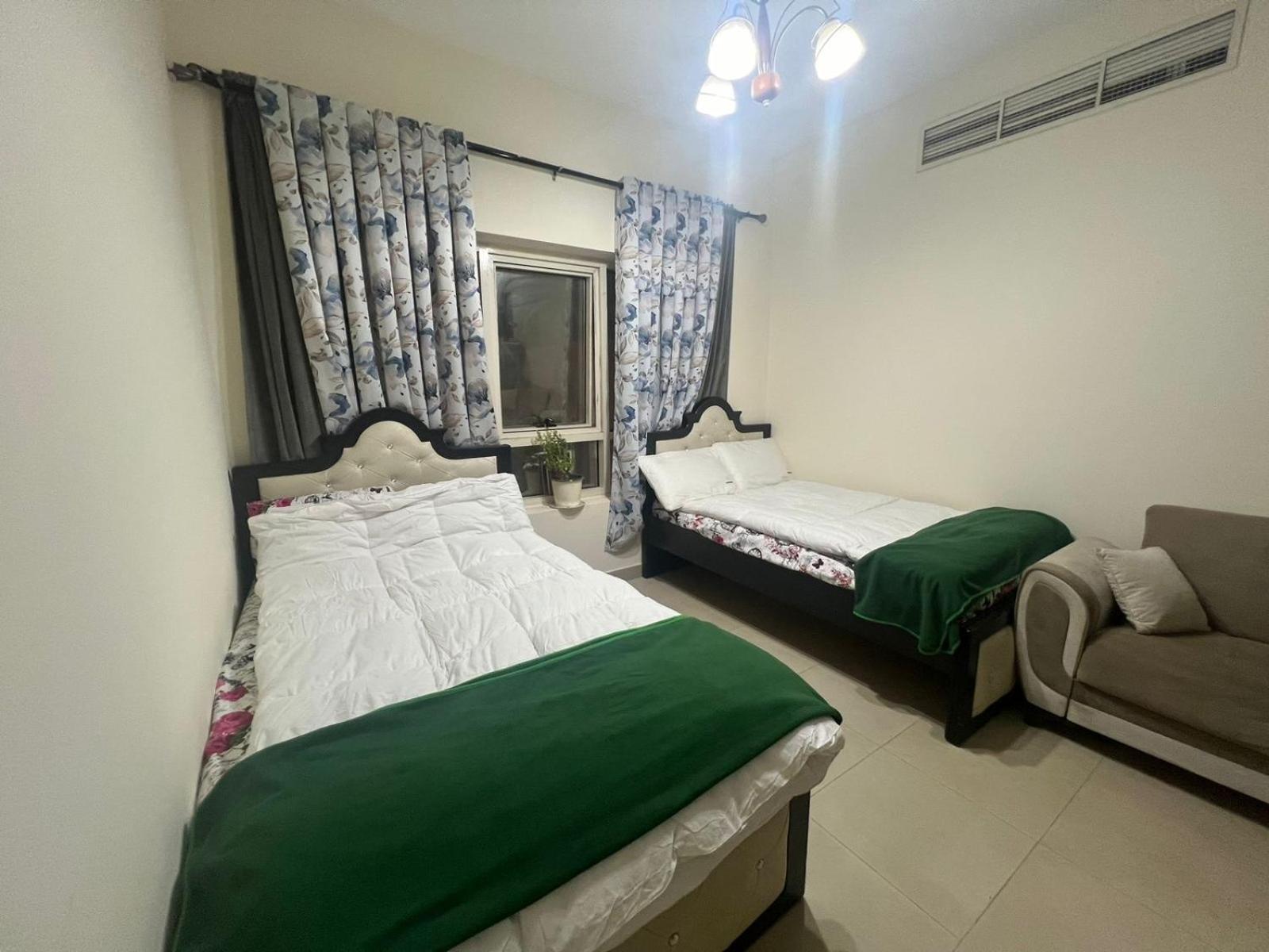 Guest house Shj Dxb Sunny Border