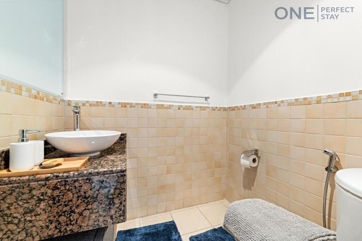 Apartment 2br In Jbr With Eye View Dubai