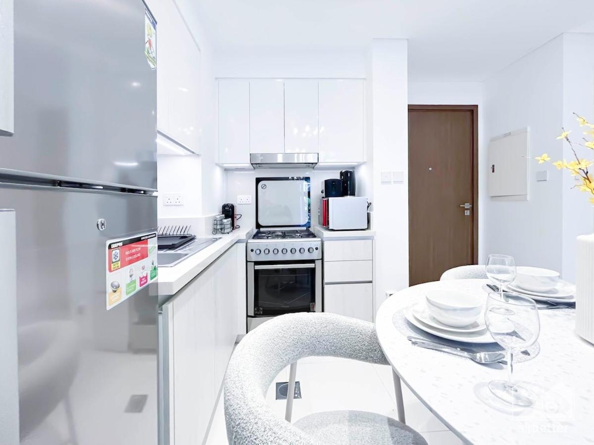 Luxury Design & Stunning Views In Hills Apartment Dubai