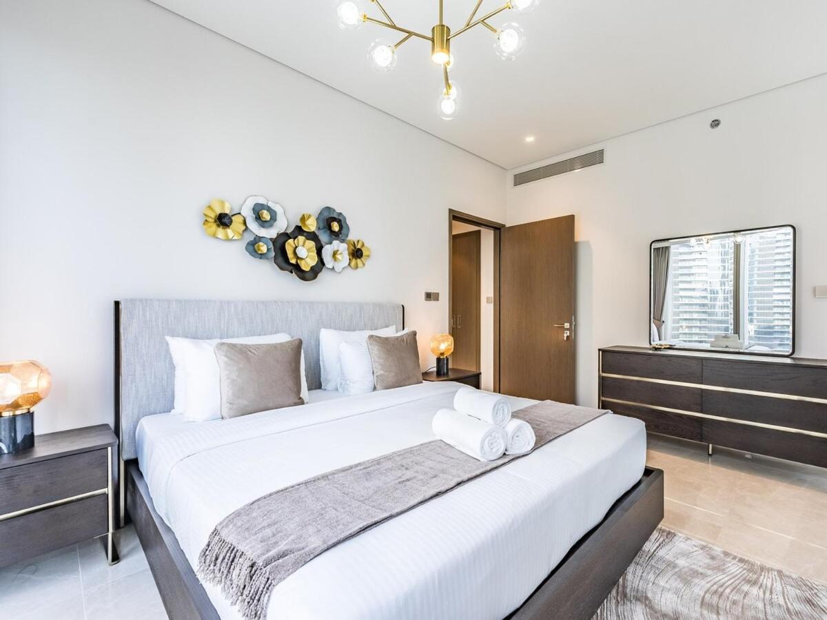 2 Bedroom - Grande Signature - Burj Khalifa View Apartment *