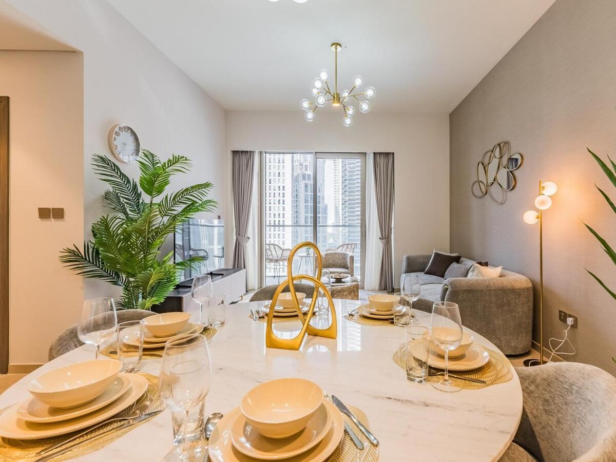 2 Bedroom - Grande Signature - Burj Khalifa View Apartment Dubai