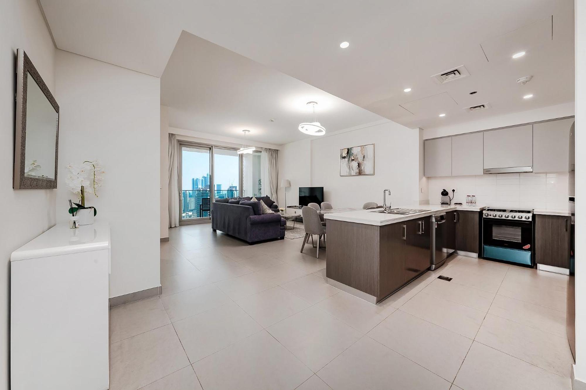 Apartment Skyline Luxe Downtown Living Dubai