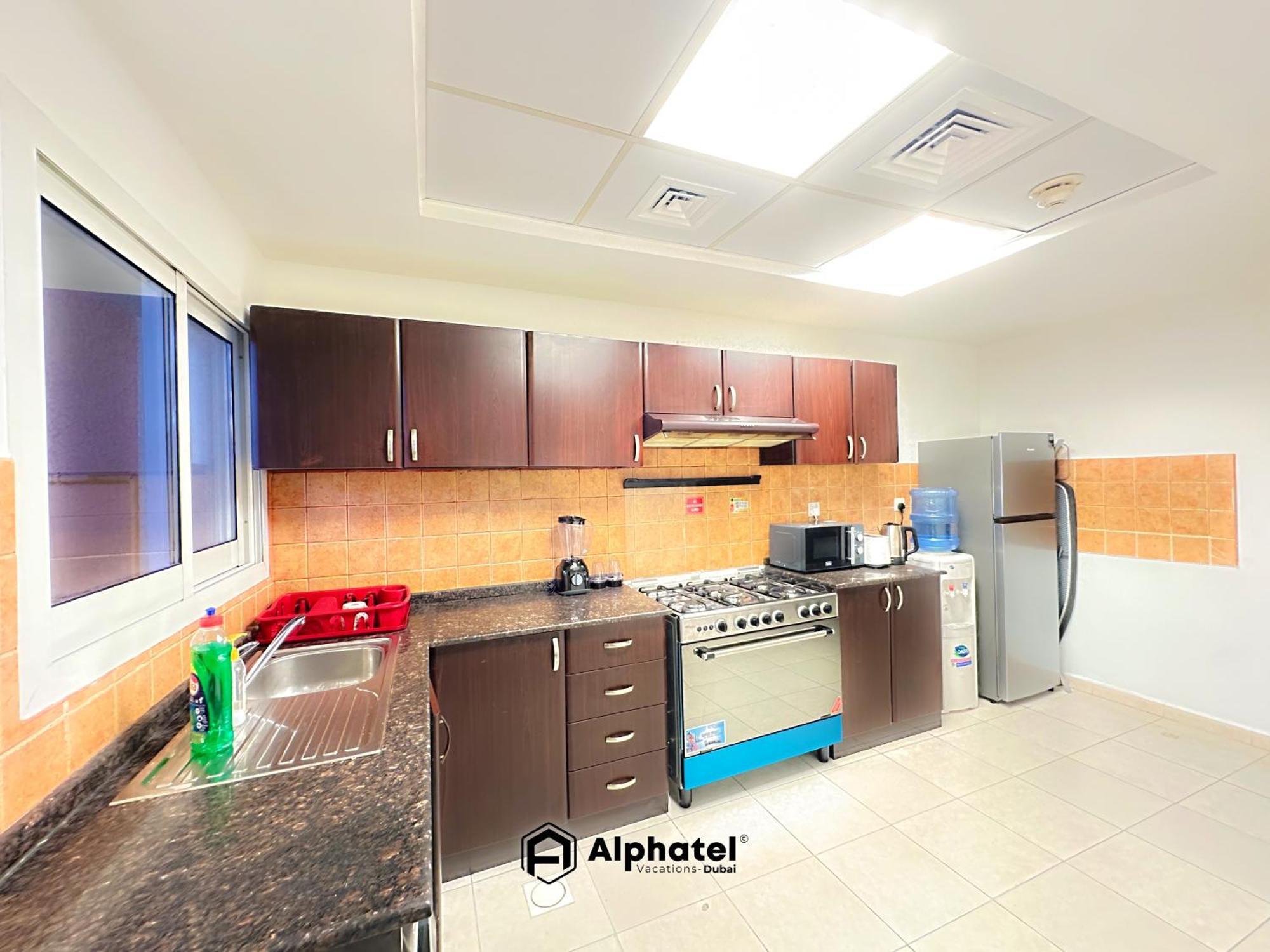 Stylish 3-bedroom Maid - In Jvc - Guest house Dubai