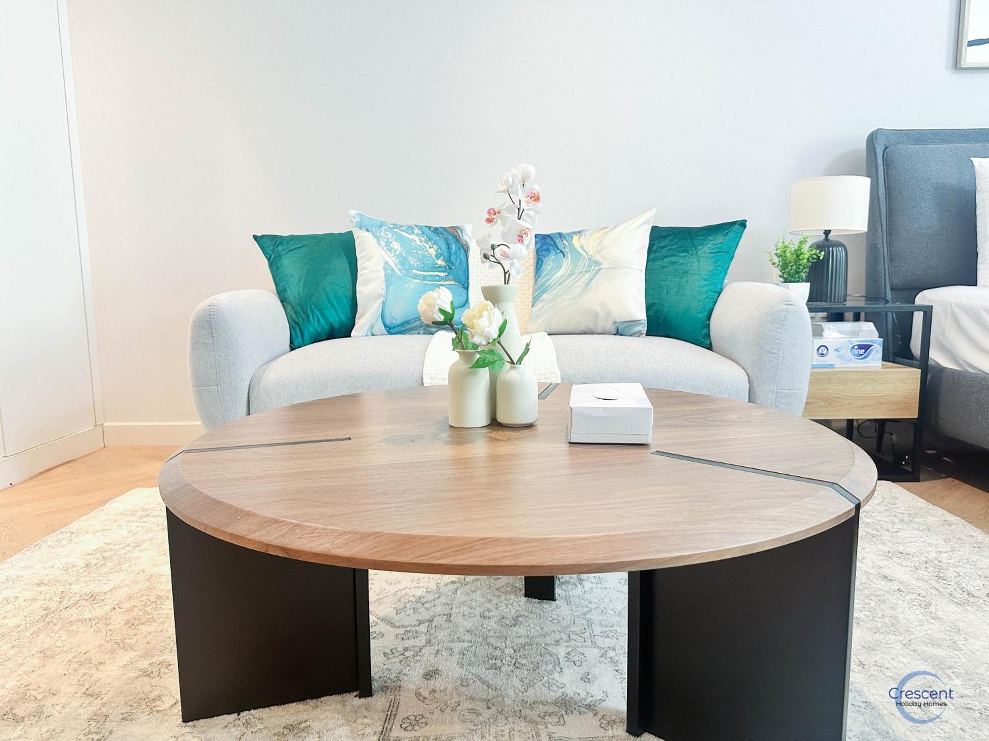 Elegant Living In Capital Bay * Dubai