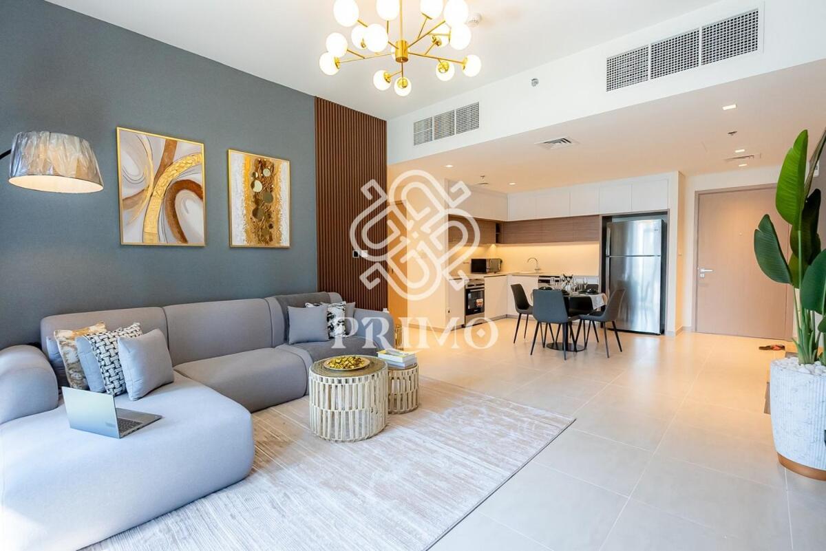 Apartment Sleek And Stylish 2-Bedroom In Creek Edge Tower 2 Dubai
