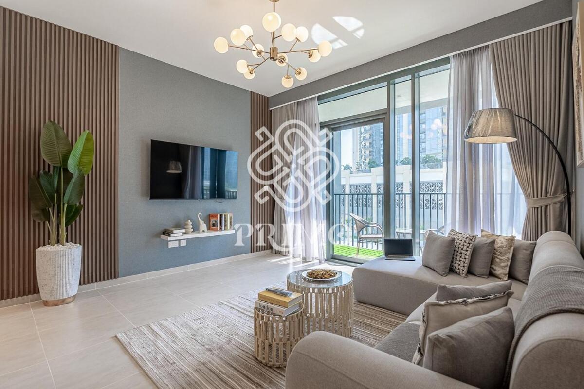 Sleek And Stylish 2-Bedroom In Creek Edge Tower 2 *