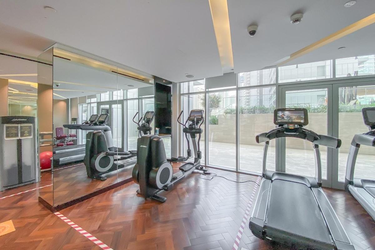 Modern Unit In Business Bay Apartment *