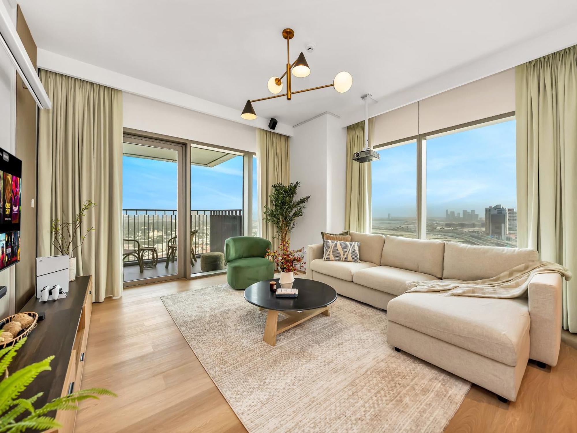 The Cinema Luxury 2-bed Near Mall Apartment Dubai