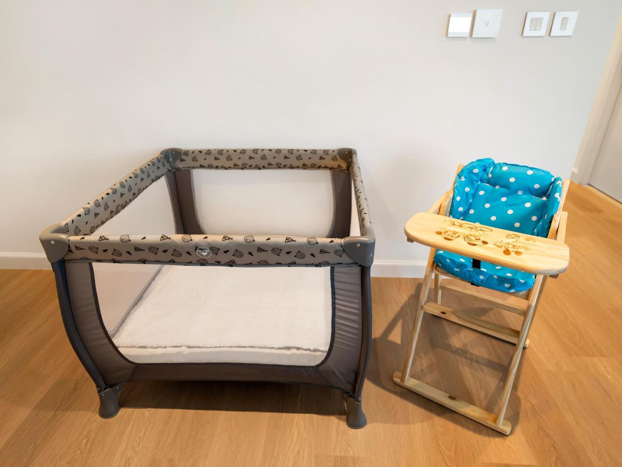 The Cinema Luxury 2-bed Near Mall * Dubai