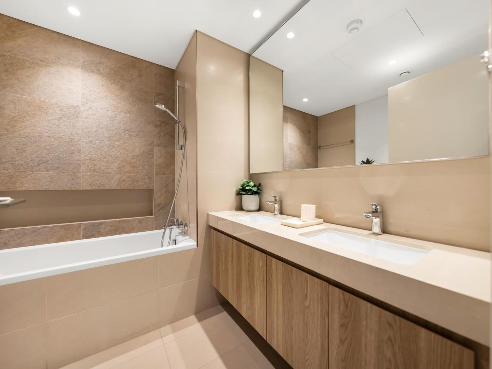 The Cinema Luxury 2-bed Near Mall * Dubai
