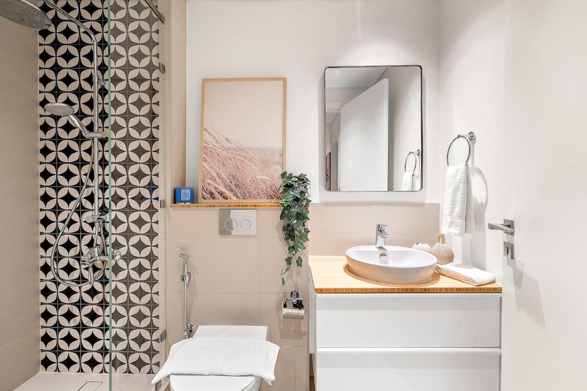 First Class 2br Sophisticated & Luxurious * Dubai