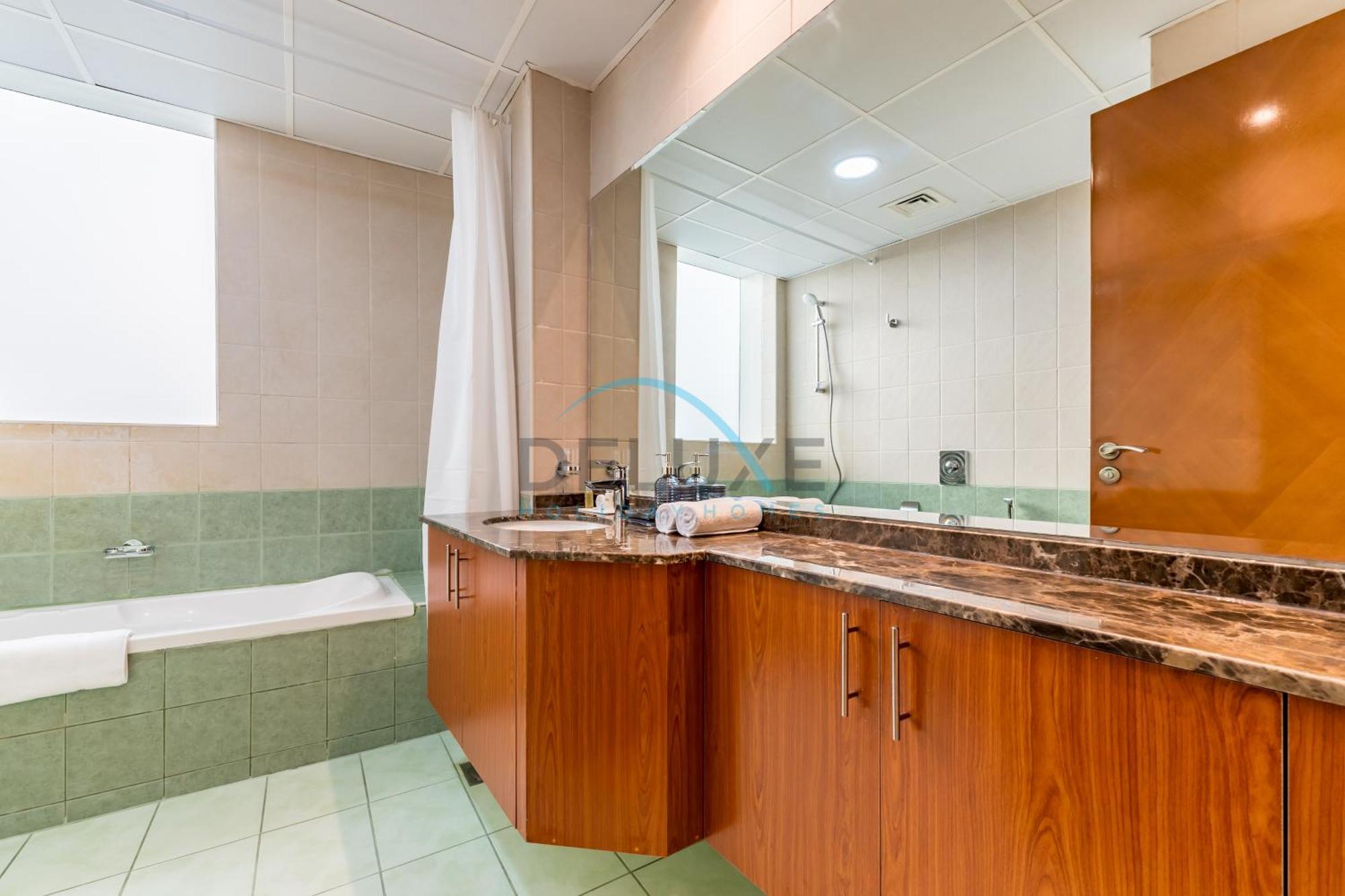 Stunning 2br With Assistant In Mag 214, Jumeirah Towers By Deluxe Homes Dubai