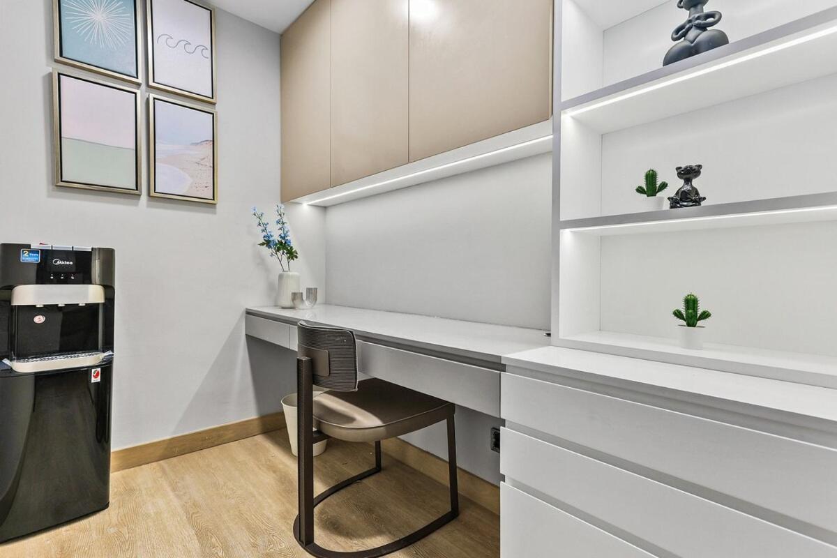 First Class Exceptional Penthouse Living In Jbr Apartment