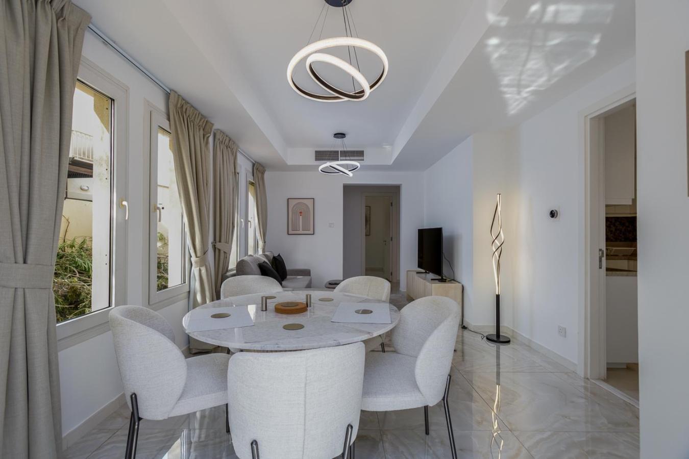 Villa Family Friendly - 2br & Maid's In The Springs 10 - Allsopp & Allsopp