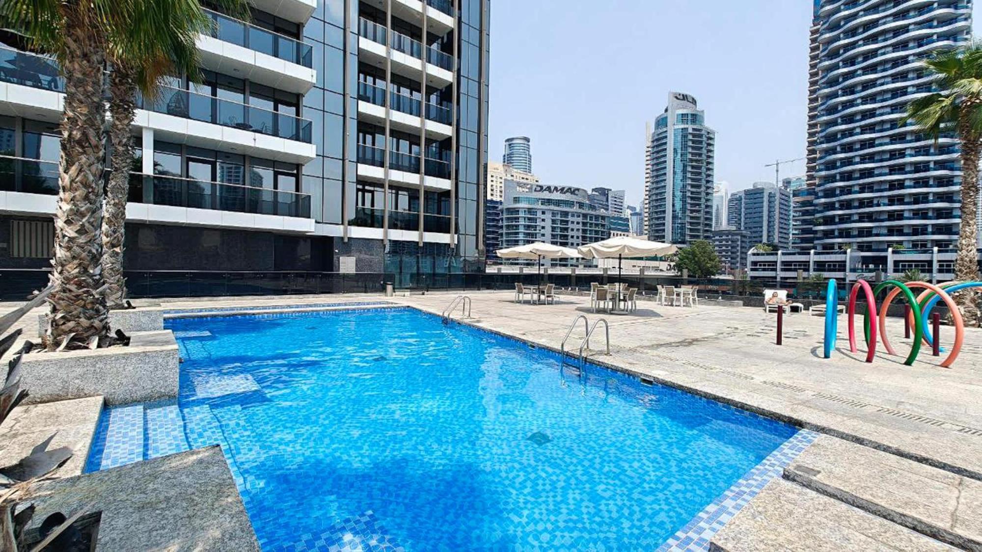 Bright And Airy 1-bedroom Perfect For 4 In Marina Apartment Dubai