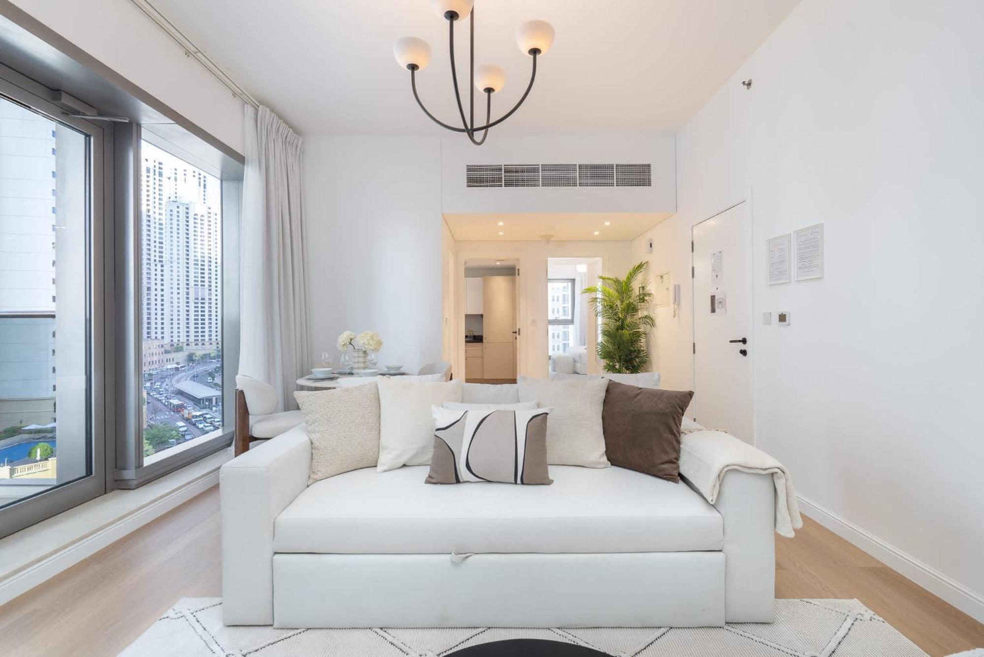 Bright And Airy 1-bedroom Perfect For 4 In Marina *