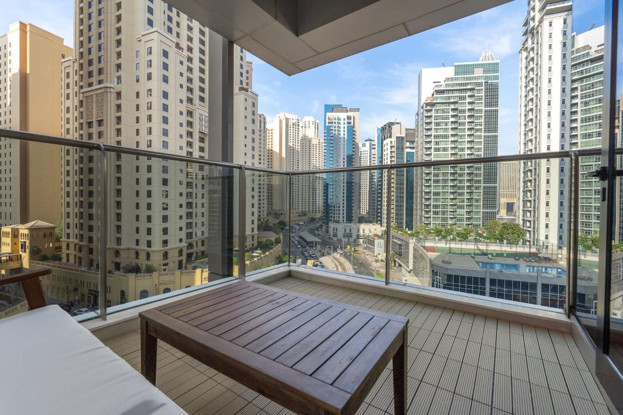 Bright And Airy 1-bedroom Perfect For 4 In Marina * Dubai