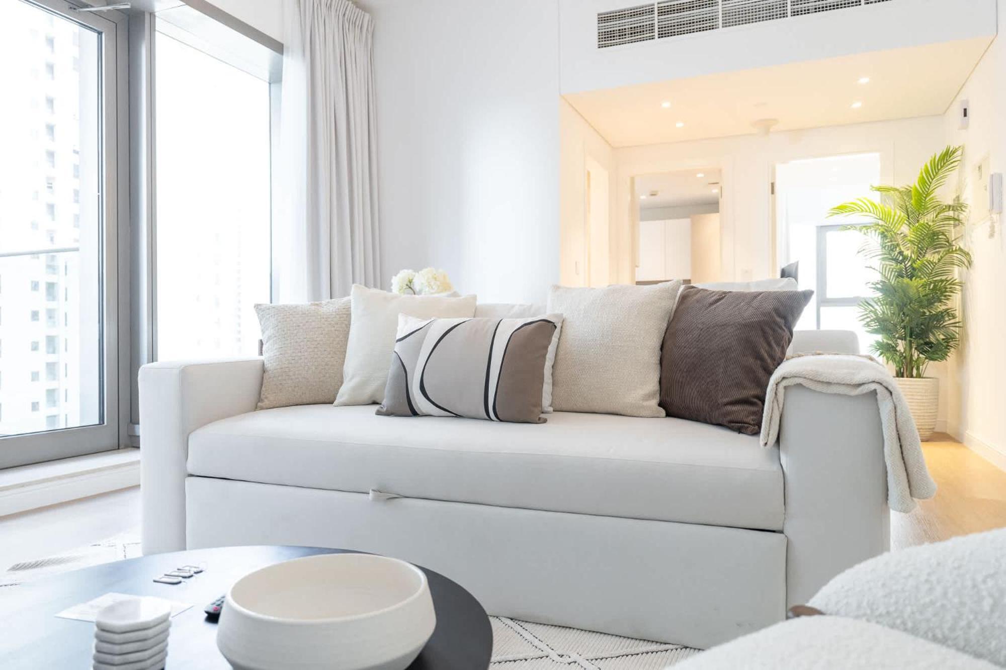 Bright And Airy 1-bedroom Perfect For 4 In Marina *