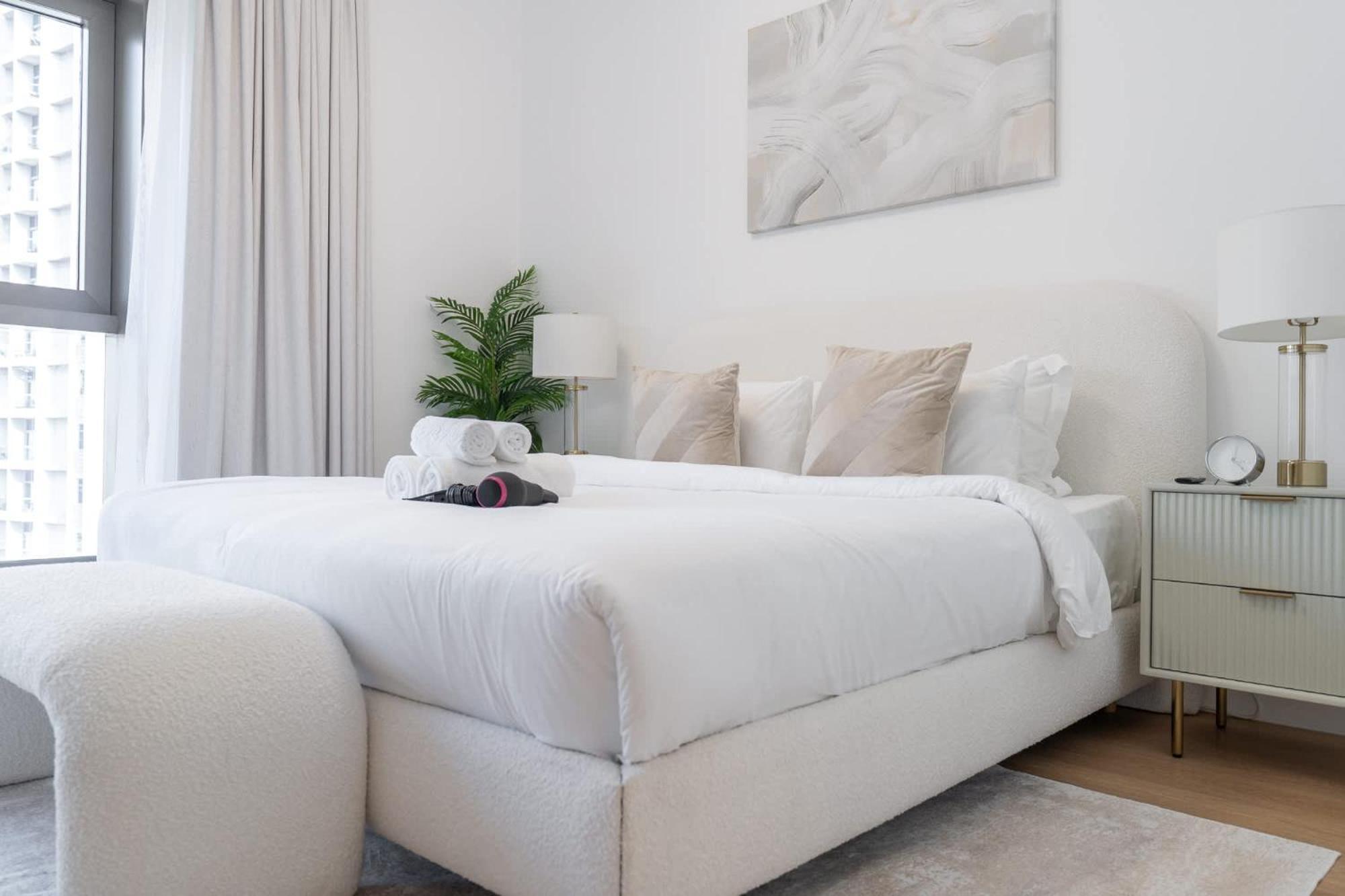 Apartment Bright And Airy 1-bedroom Perfect For 4 In Marina Dubai
