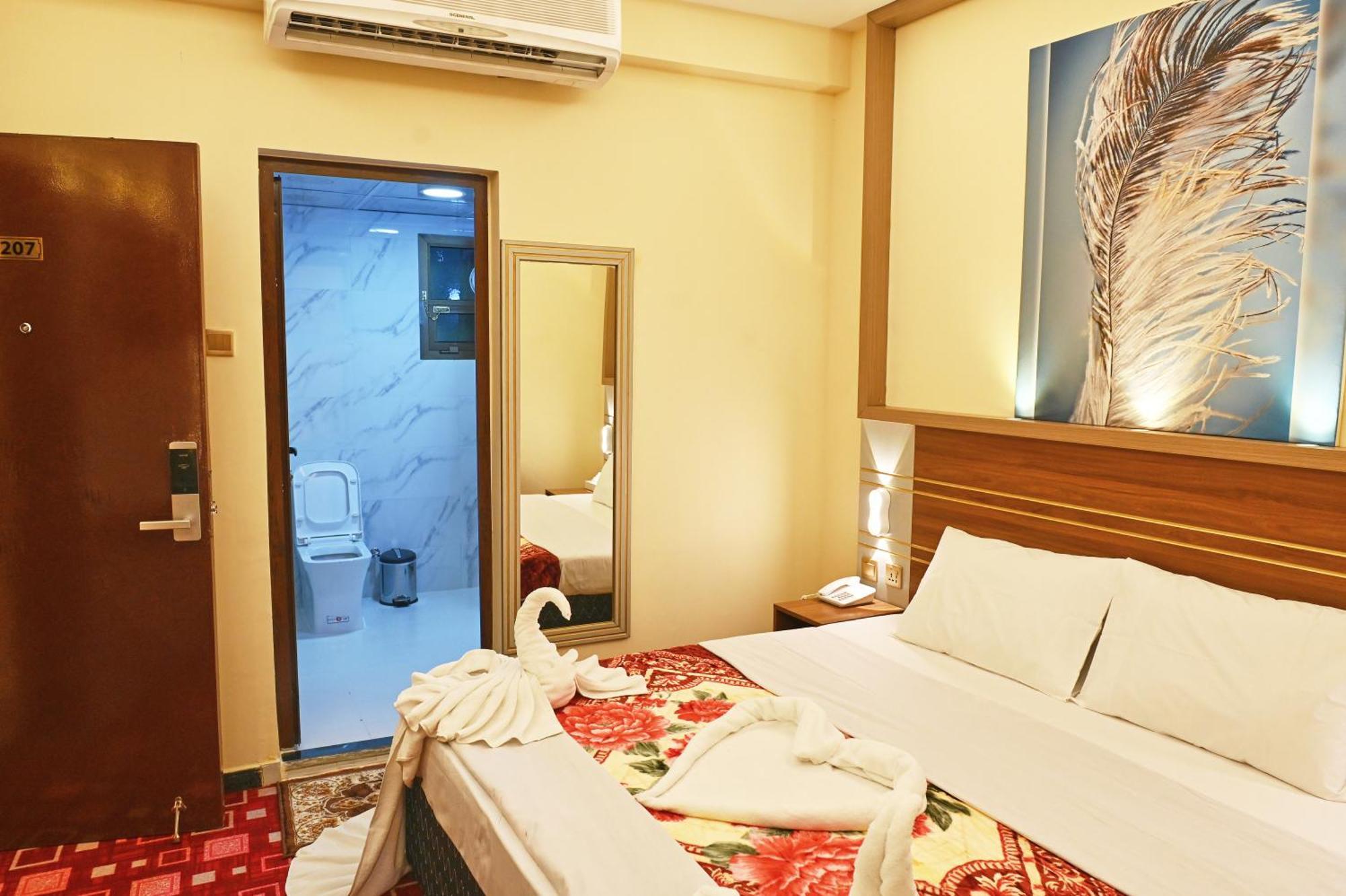 Tanha Palace * Dubai