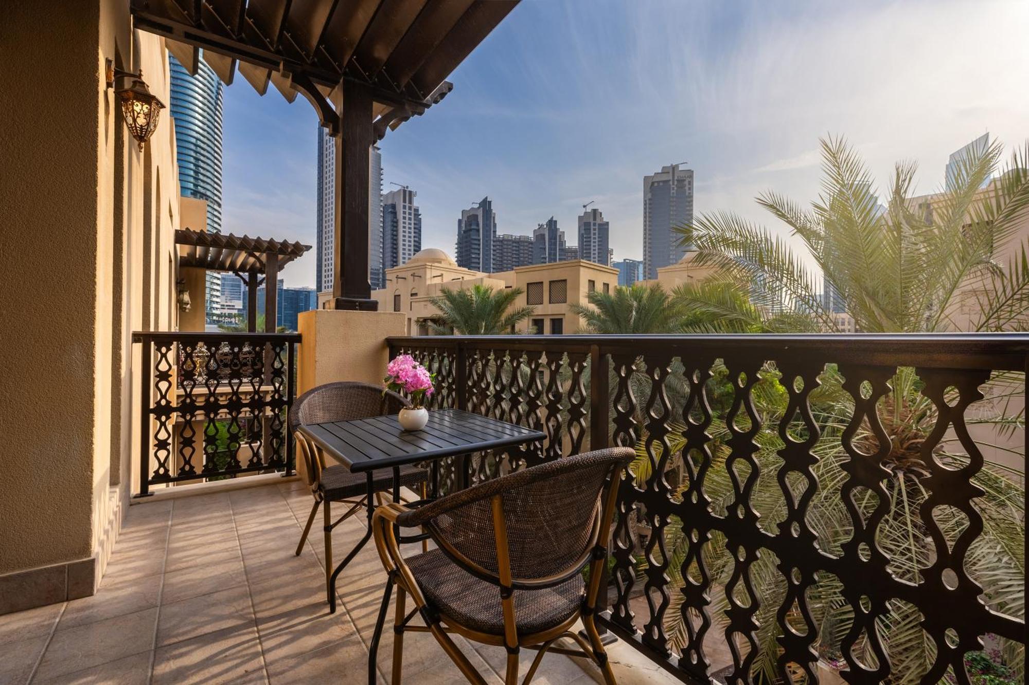Maison Privee - Stylish & Spacious In Downtown *