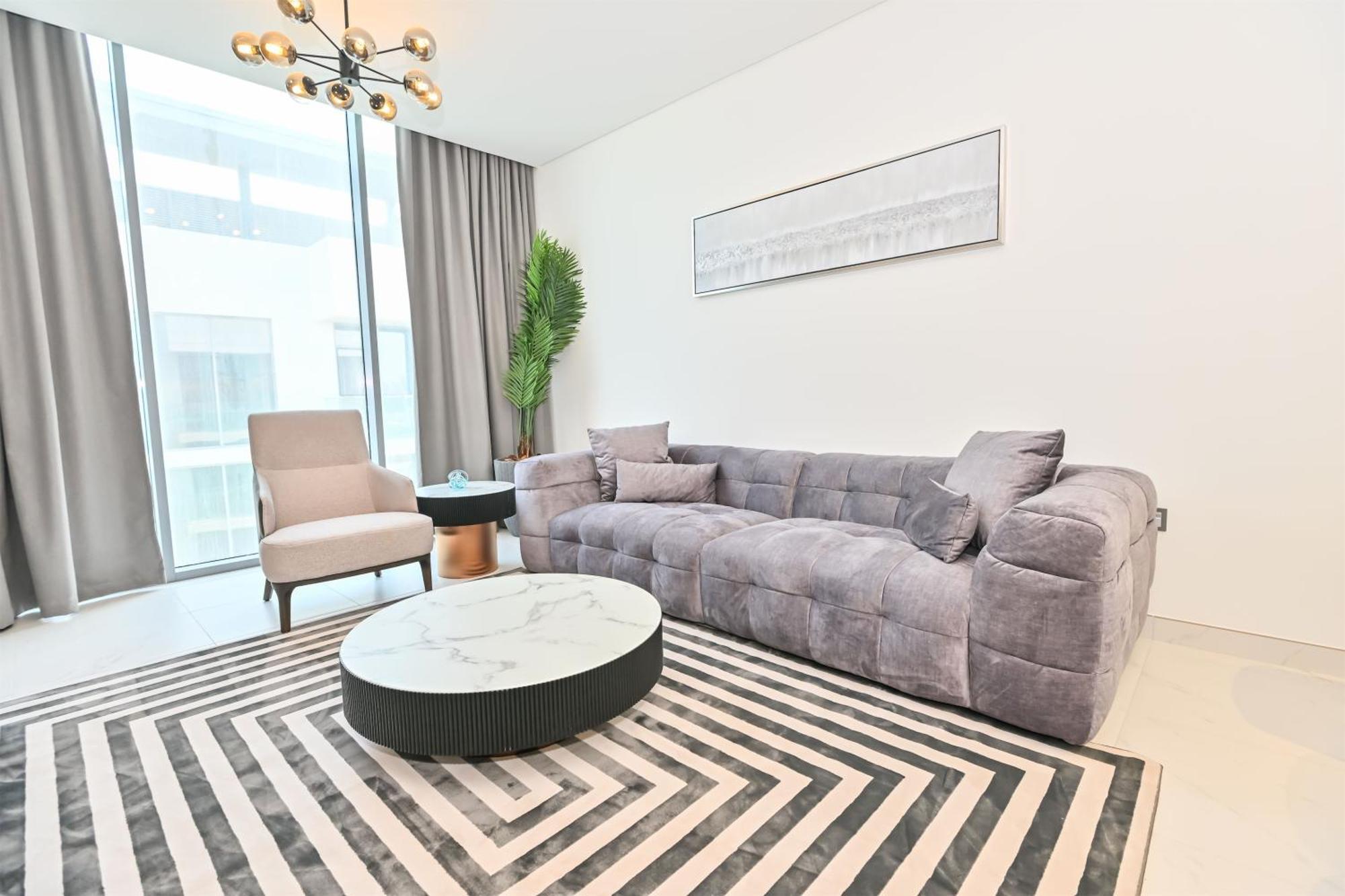 1br With Lagoon Views In District One Meydan Apartment